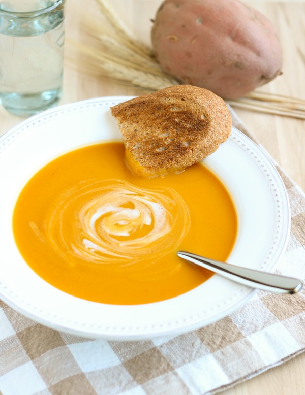 Butternut Squash and Sweet Potato Soup {vegan} 