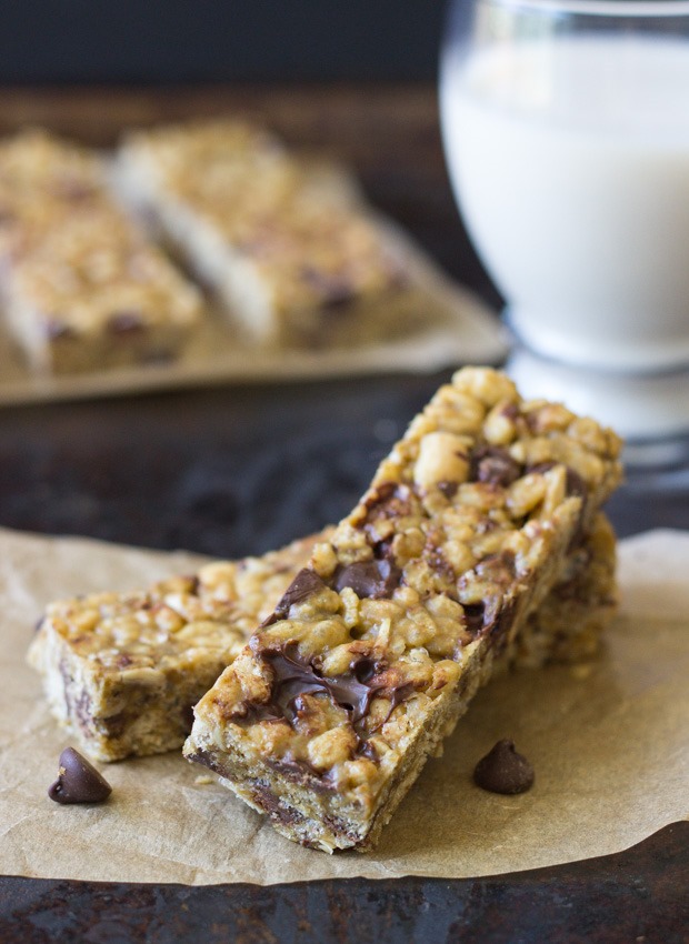 5 Ingredient No-Bake Protein Bars | less than 10 minutes to make, gluten-free, oil-free, and refined sugar-free! 