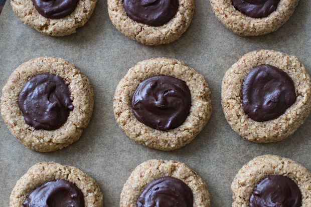 Chocolate Hazelnut Thumbprint Cookies- totally delicious and made with wholesome ingredients! vegan, gluten-free, and refined sugar-free!