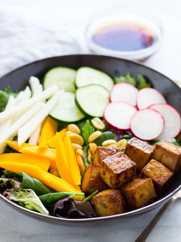 The BEST Damn Tofu Salad #cleaneating #vegan