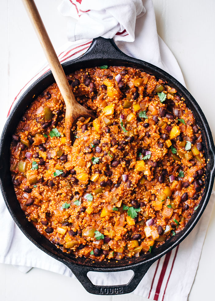 One Skillet Mexican Quinoa- an easy one-pot meal that's perfect for busy weeknights. Each serving has 20 grams of protein! (vegan + gluten-free) | Making Thyme for Health