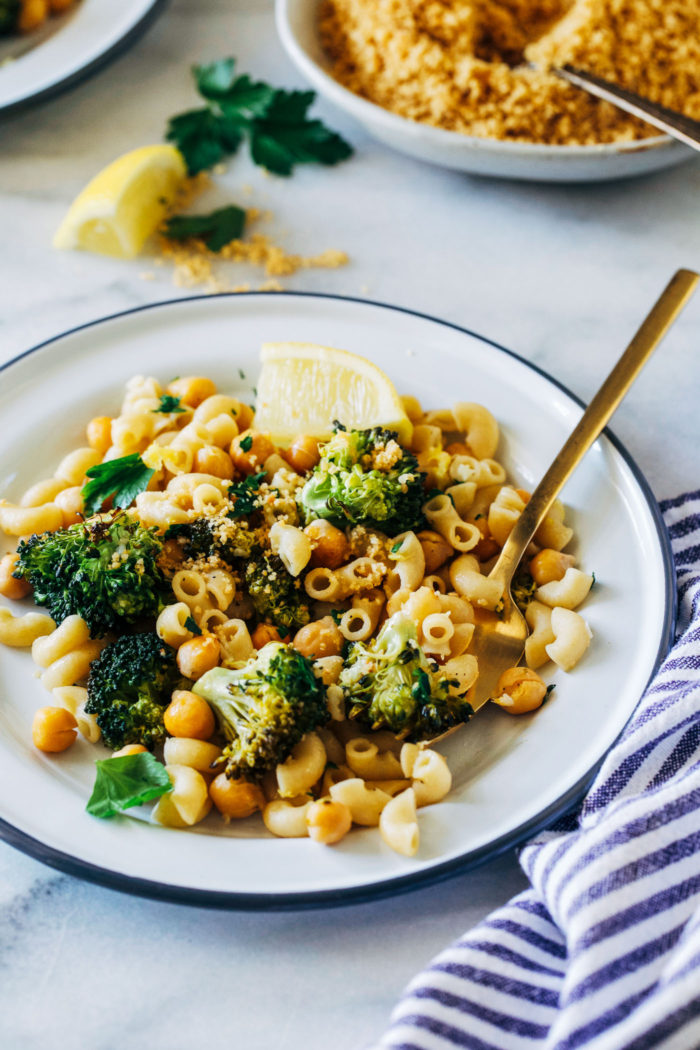 Roasted Broccoli and Chickpea Lemon Pasta- all you need is 7 ingredients and 30 minutes to make this healthy plant-based meal that's bursting with flavor! (vegan with gluten-free option)