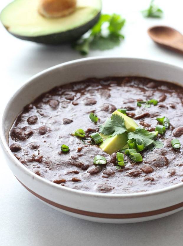 Vegan Slow Cooker Black Bean Soup- creamy, full of flavor and so easy to make! 