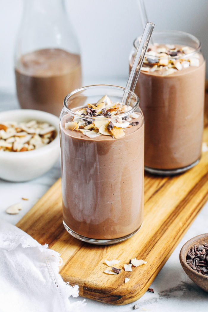 Chocolate Almond Superfood Smoothie- packed full of nourishing ingredients, this smoothie is as filling as it is delicious. Each one provides a significant source iron, calcium, potassium and magnesium, plus 36 grams of protein!