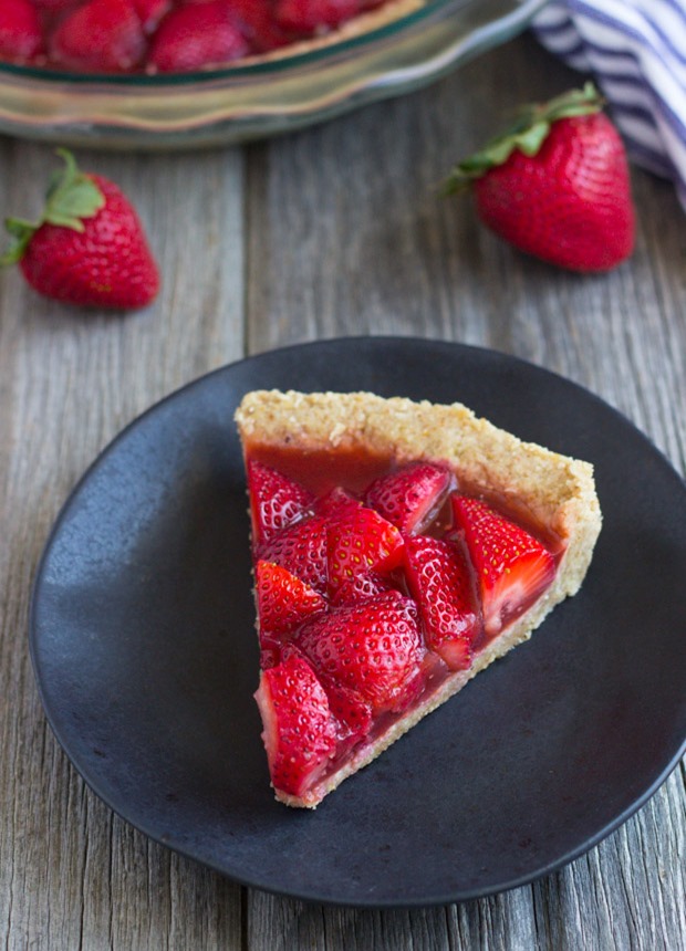 No-Bake Strawberry Pie in a Toasted Almond Crust. A deliciously light dessert that's perfect for summer! Vegan and gluten-free. 