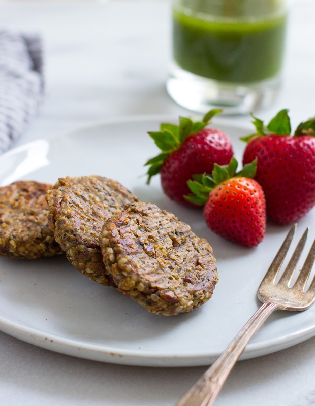Chickpea Hemp Seed Sausages- super healthy meatless sausages that taste just like the real thing! #vegan #glutenfree