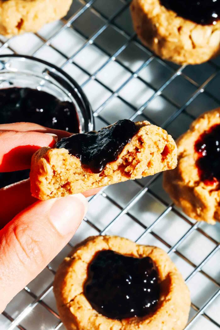 Peanut Butter and Jelly Oatmeal Cookies- made with whole grain oat flour, almond flour and rolled oatmeal, these cookies are a fun and wholesome treat for all ages!  (vegan, gluten-free)