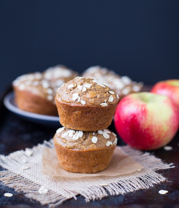 Healthy Apple Almond Butter Muffins- made with whole grain oats, applesauce, fresh apples and almond butter. Only 168 calories per muffin! #glutenfree #dairyfree