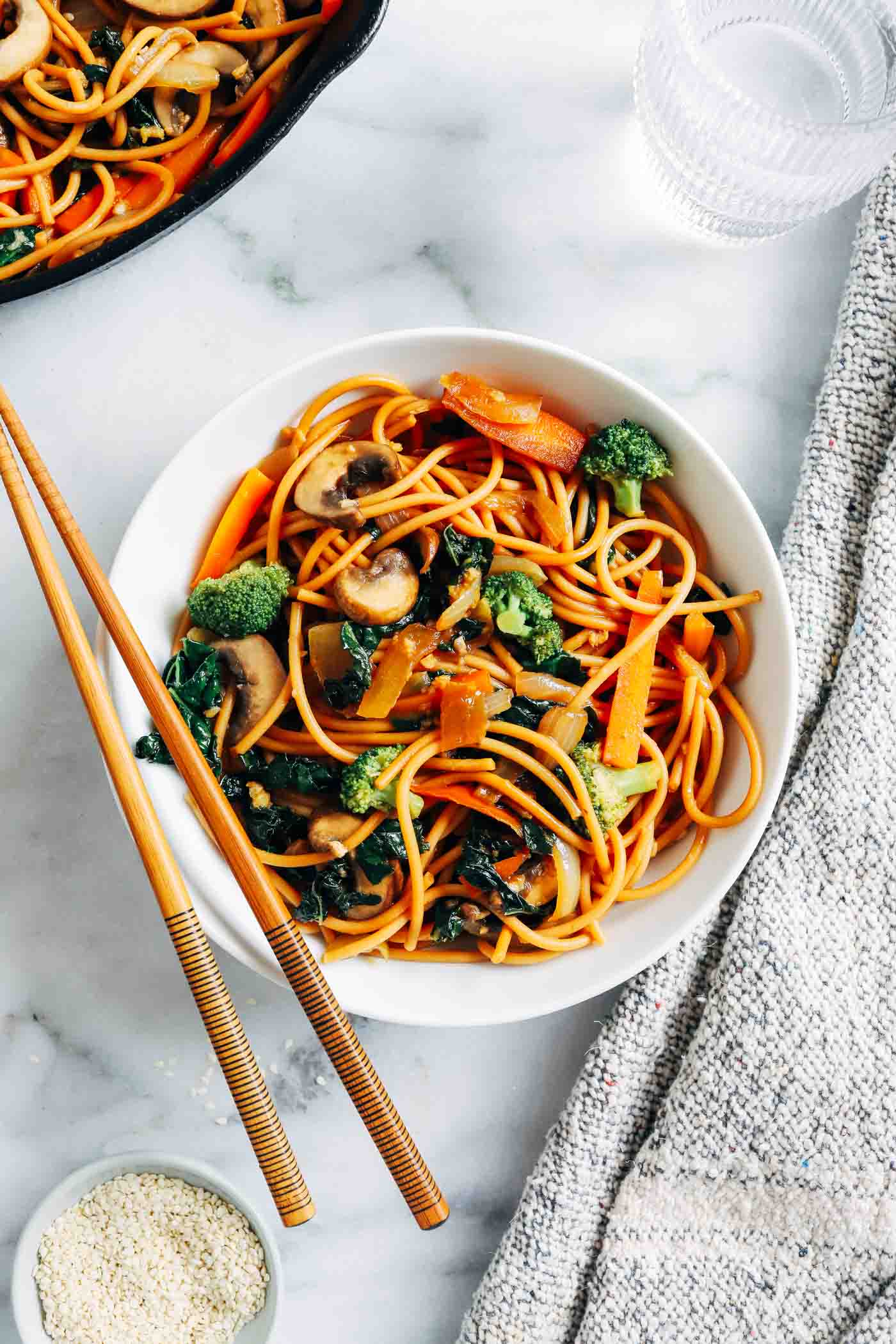 Easy Vegetable Lo Mein - Making Thyme for Health
