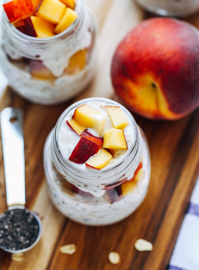 Overnight Peaches and Cream Chia Seed Oats- just 5 minutes to prep and you wake up to a delicious and healthy breakfast that's packed full of protein! (vegan + gluten-free) | Making Thyme for Health