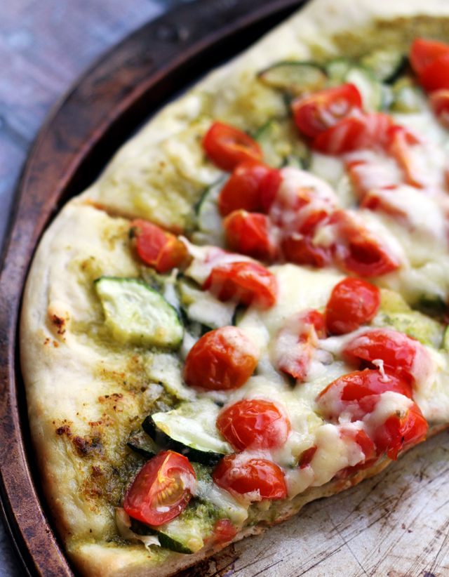 Cherry Tomato Zucchini Pesto Pizza | Eats Well With Others