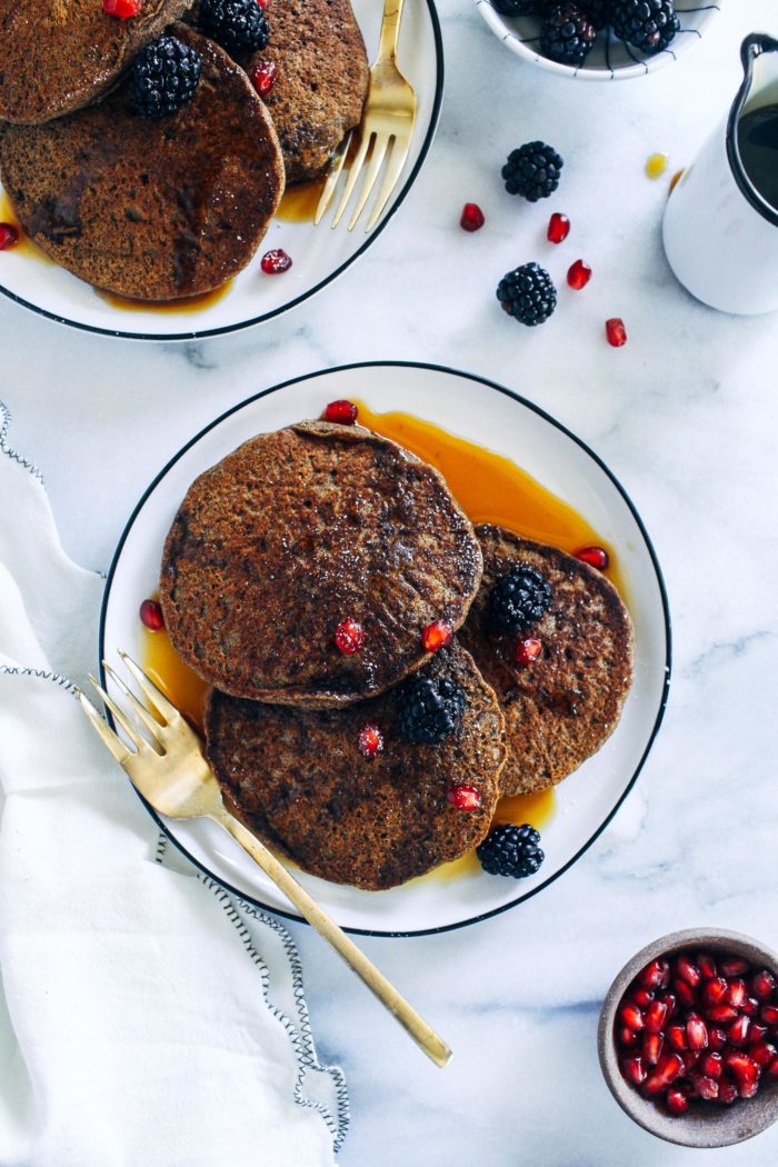 Vegan Buckwheat Gingerbread Pancakes- whole grain and naturally gluten-free, these gingerbread pancakes are sure to leave your stomach full and your taste buds happy! 