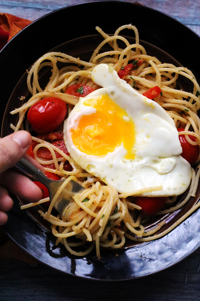 Spaghetti with Fried Eggs, Cherry Tomatoes, and Roasted Red Peppers from Eats Well With Others