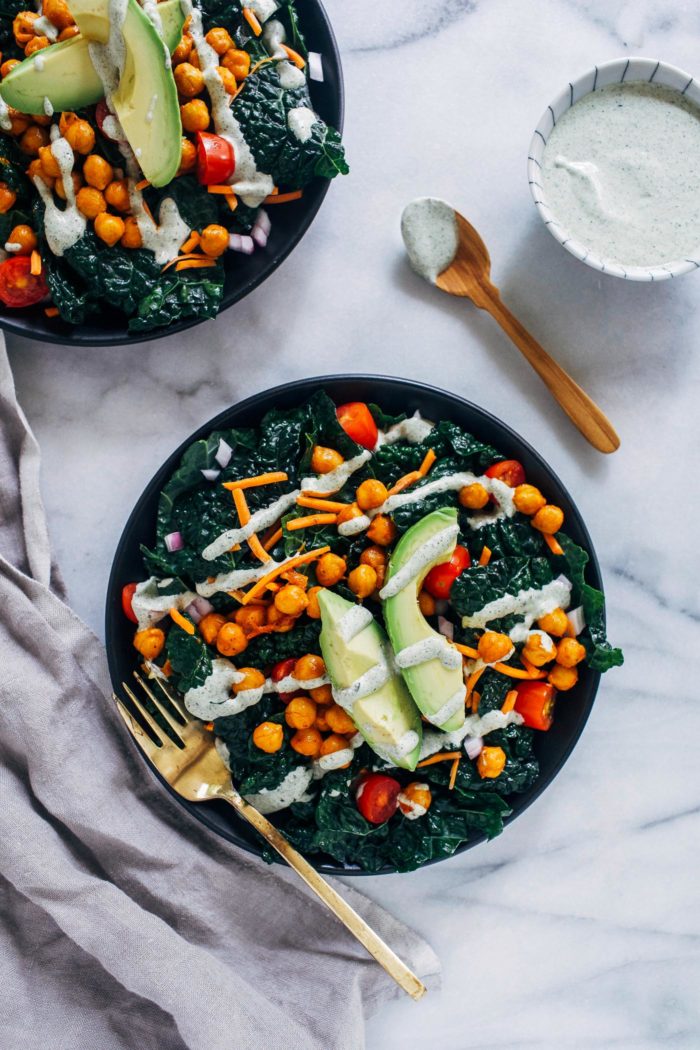 Buffalo Chickpea Kale Salad- all you need is 10 ingredients and 20 minutes to make this light yet satisfying meal! (vegan, gluten-free, grain-free + nut-free)