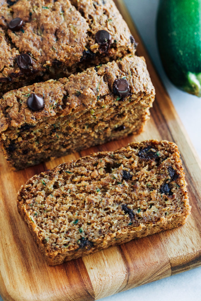 Healthy Vegan Zucchini Bread- whole grain and refined sugar free, this zucchini bread is healthy enough for breakfast and delicious enough for dessert! #plantbased #vegan #wholegrain #healthy #cleaneating