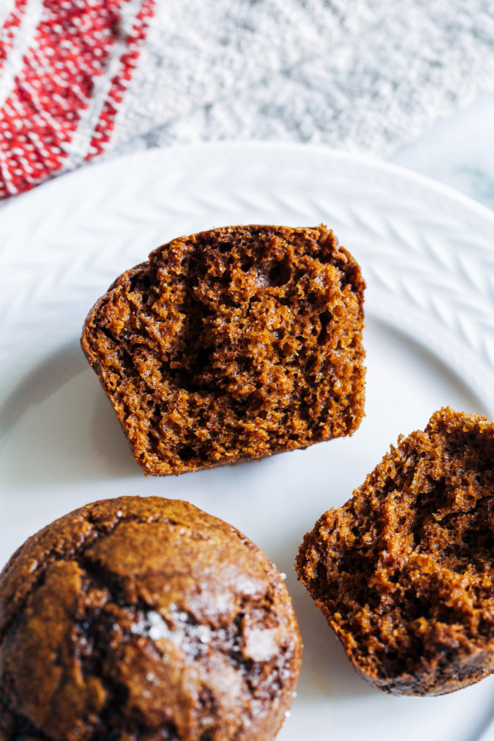 Healthy Flourless Gingerbread Muffins- naturally sweetened and packed full of fiber, these fluffy muffins are perfectly moist. No one would ever guess they are gluten-free! 