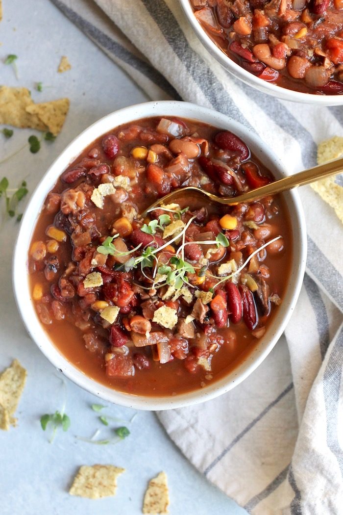 Slow Cooker Smoky Vegetarian Chili with Walnuts from Hummusapien
