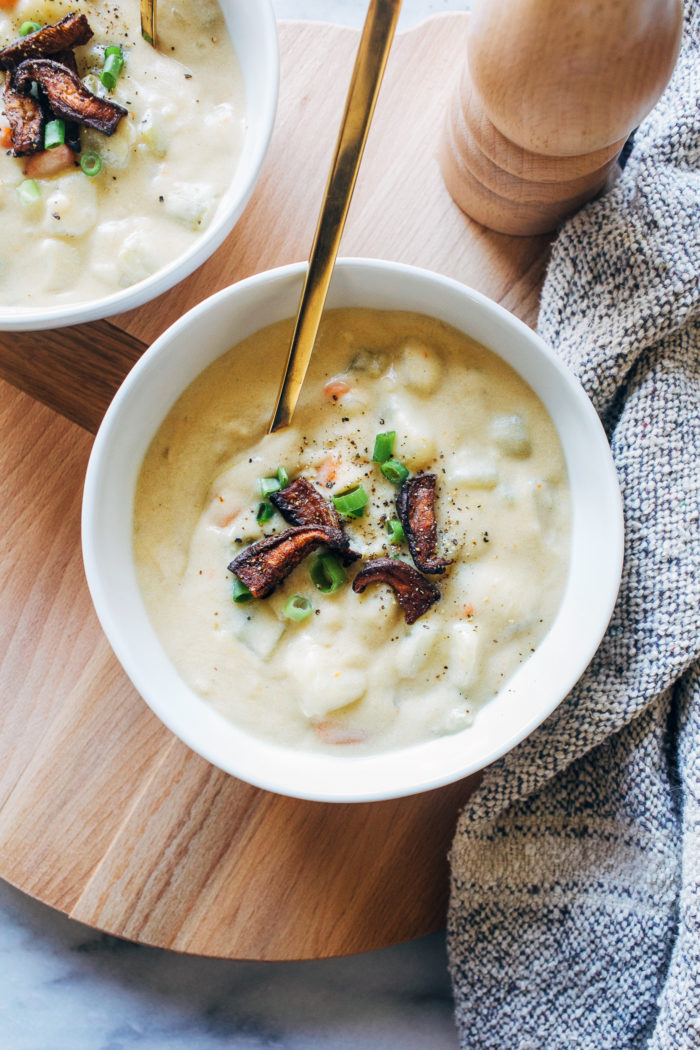 Dairy-free Potato Soup- a simple and wholesome plant-based version of a classic potato soup. So rich and creamy, no one would ever guess it's dairy-free!