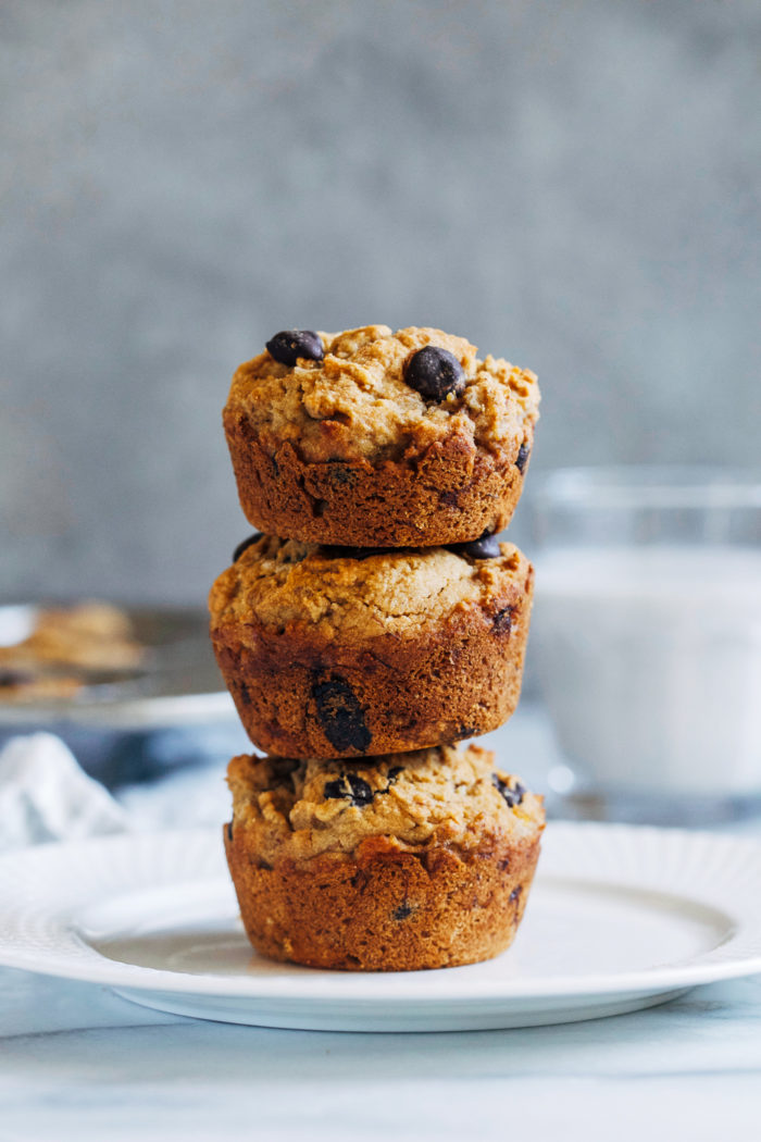 Cassava Flour Chocolate Chip Banana Muffins- all you need is just 10 ingredients to make these naturally sweetened muffins. No one will ever guess they are grain-free!