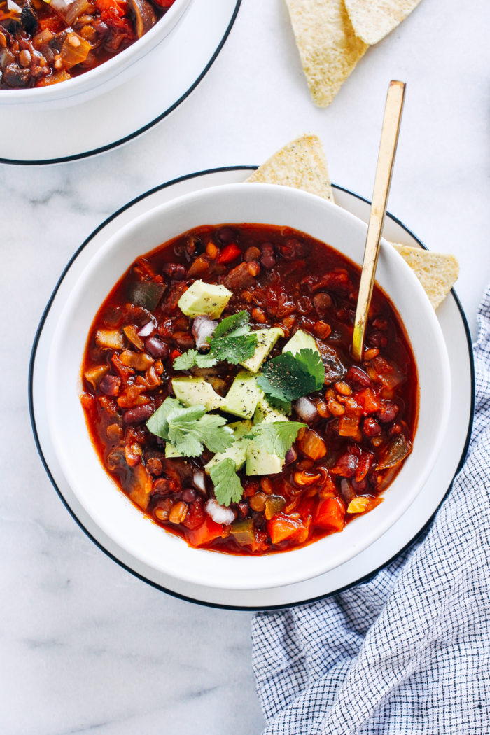 The Best Vegan Chili- made with a combo of hearty lentils and mushrooms, this recipe is sure to become your new favorite plant-based chili!
