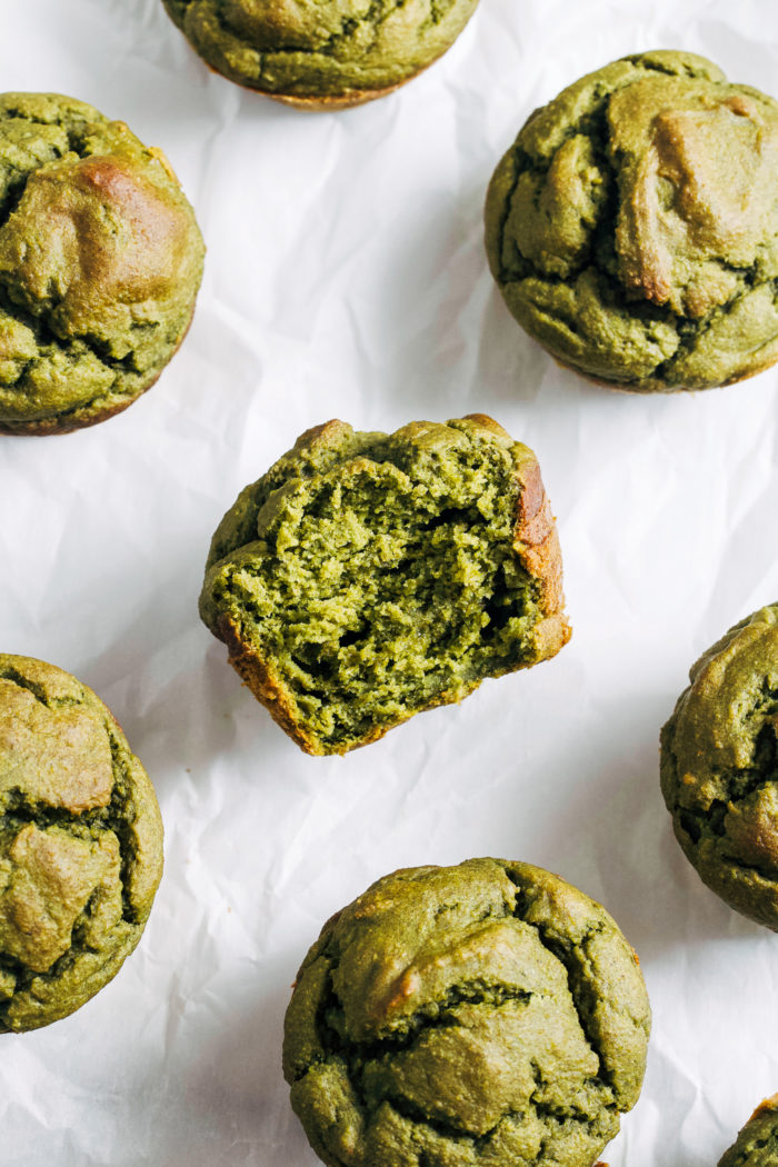 Vegan Spinach Blender Muffins- Naturally sweetened and made with whole grain oats, these delicious muffins are the perfect way to sneak in some green! (gluten-free + oil-free)