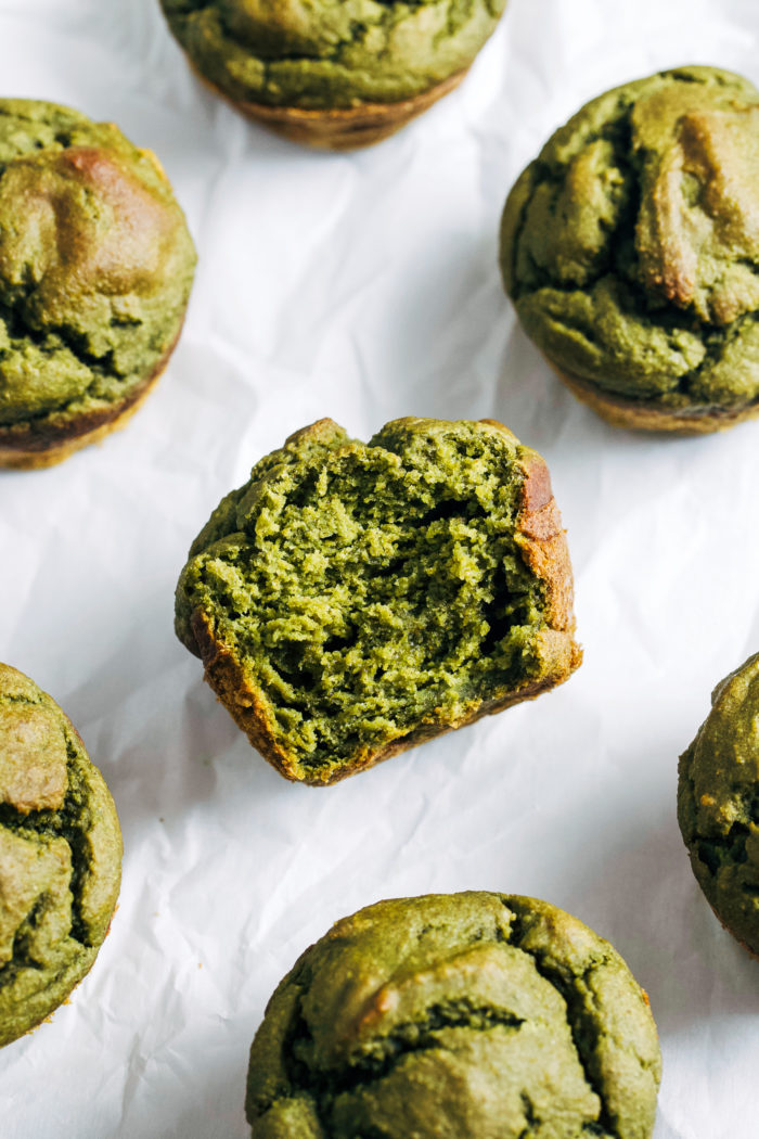 Vegan Spinach Blender Muffins- Naturally sweetened and made with whole grain oats, these delicious muffins are the perfect way to sneak in some green! (gluten-free + oil-free)