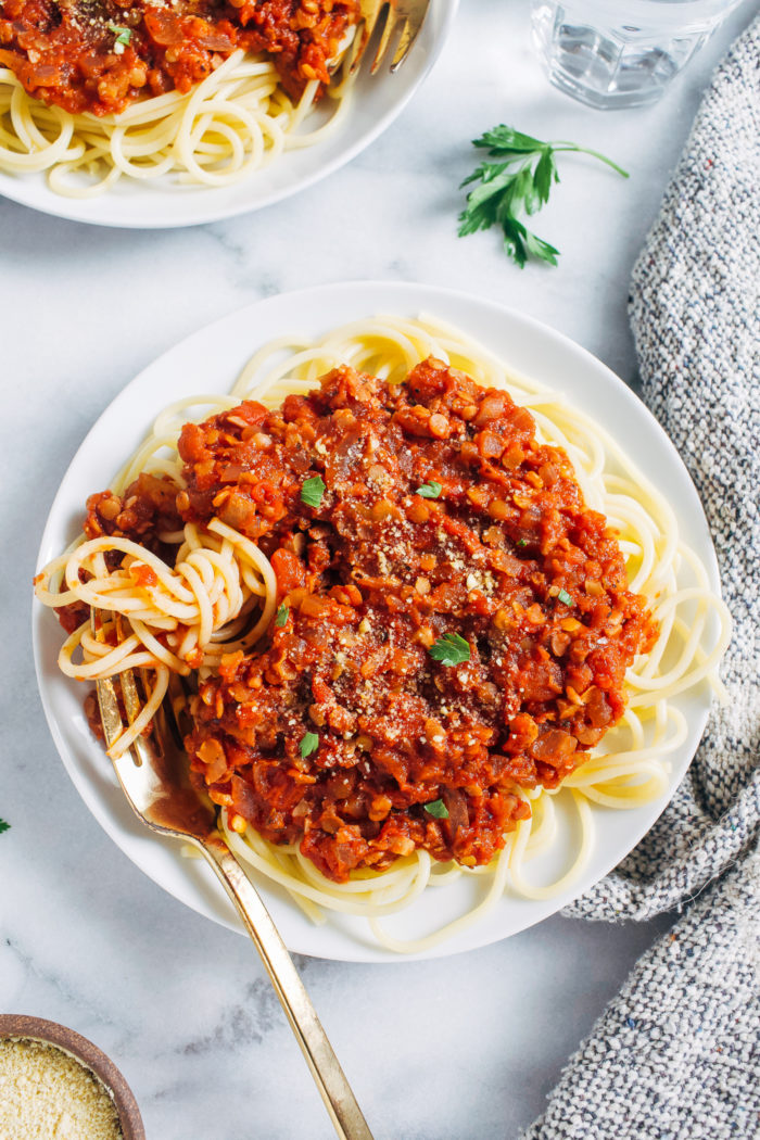 Easy Vegan Red Lentil Bolognese- red lentils and walnuts makes for a hearty sauce that's packed full of protein, iron and heart healthy omega-3s. Comes together in just 30 minutes! #glutenfree #plantbased