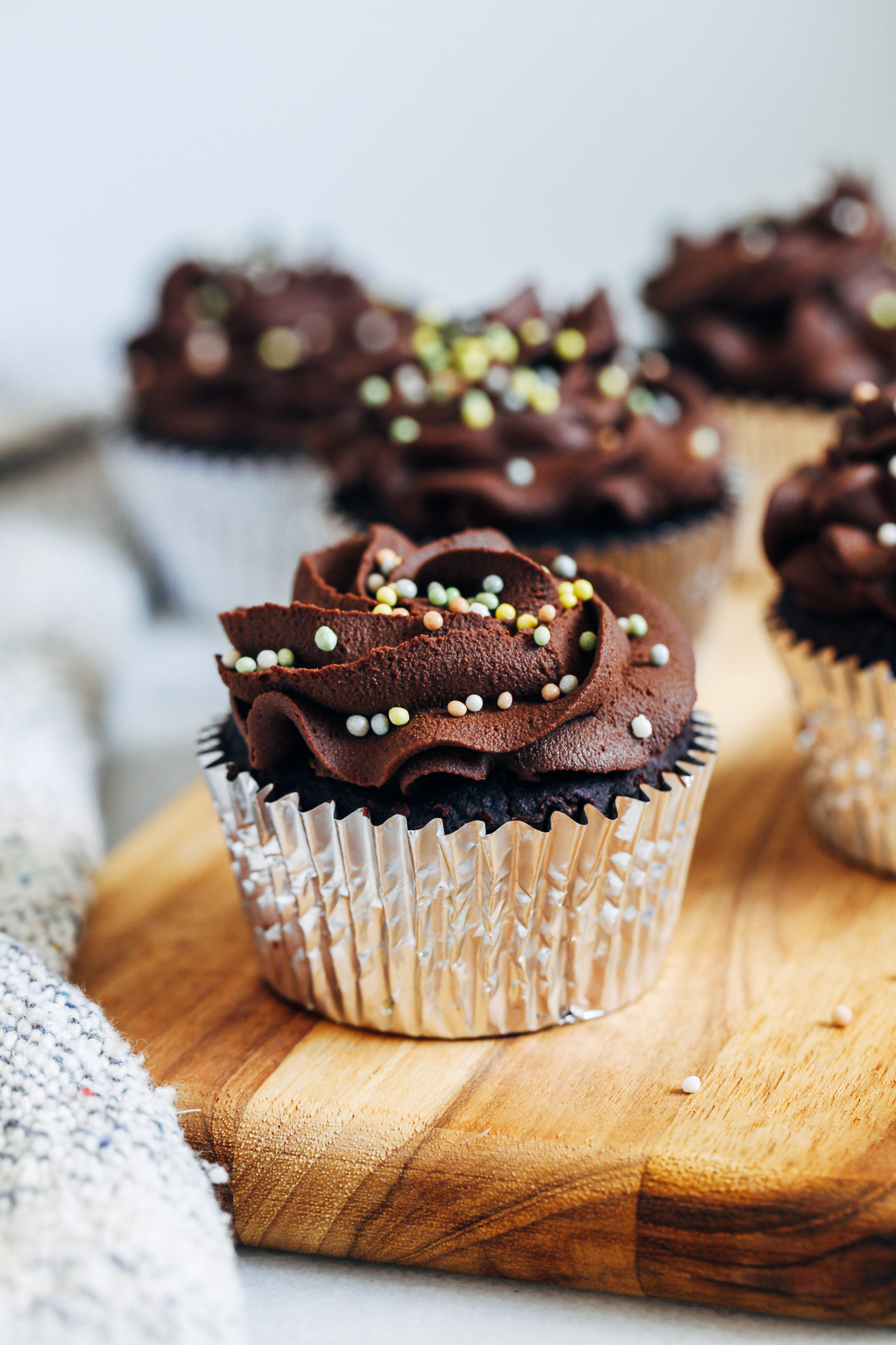 Fudgy Grain-free Vegan Chocolate Cupcakes - Making Thyme for Health