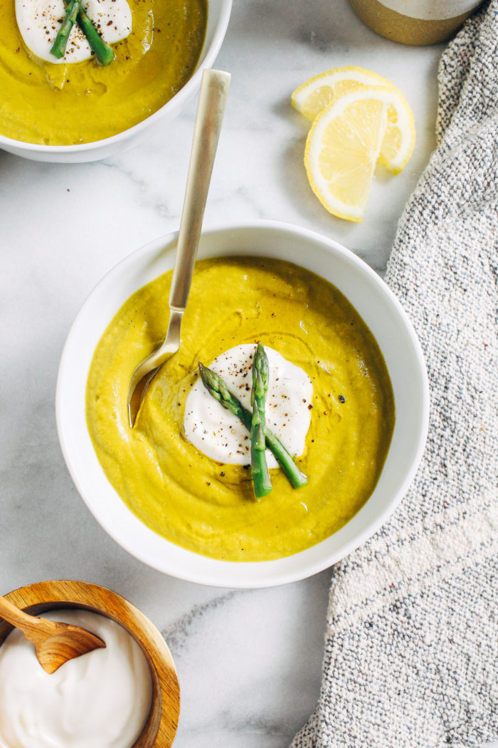 Simple Asparagus Soup- all you need is 8 ingredients and 30 minutes to whip up this delicious seasonal soup. Can be served warm or chilled depending on your preferences!