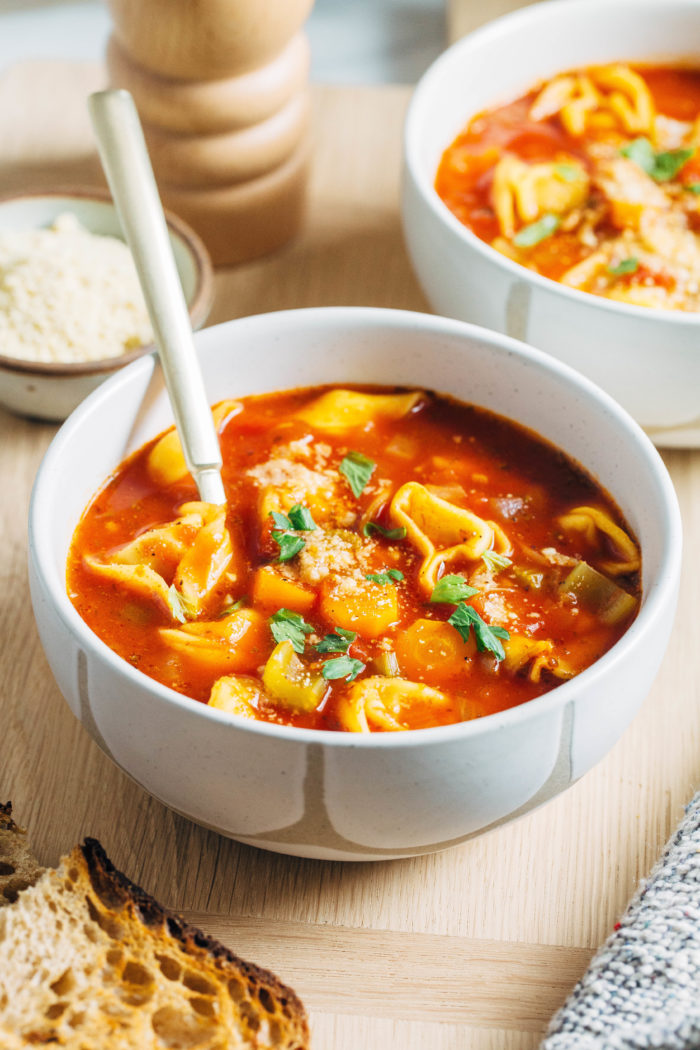 One-Pot Vegetable Tortellini Soup- All you need is 30 minutes to make this simple and cozy plant-based meal. Perfect for whipping together on a night when you don't feel like cooking!