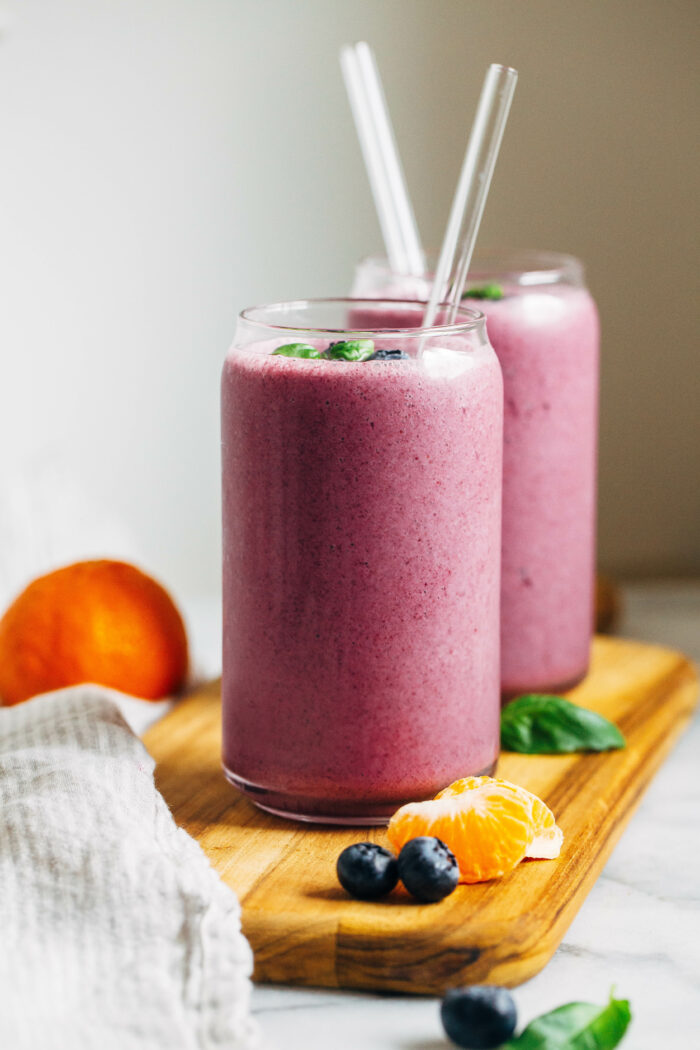 Refreshing Blueberry Basil Smoothie- Made with just 5 ingredients, this blueberry basil smoothie is the perfect way to cool off on a hot summer day! (plant-based)