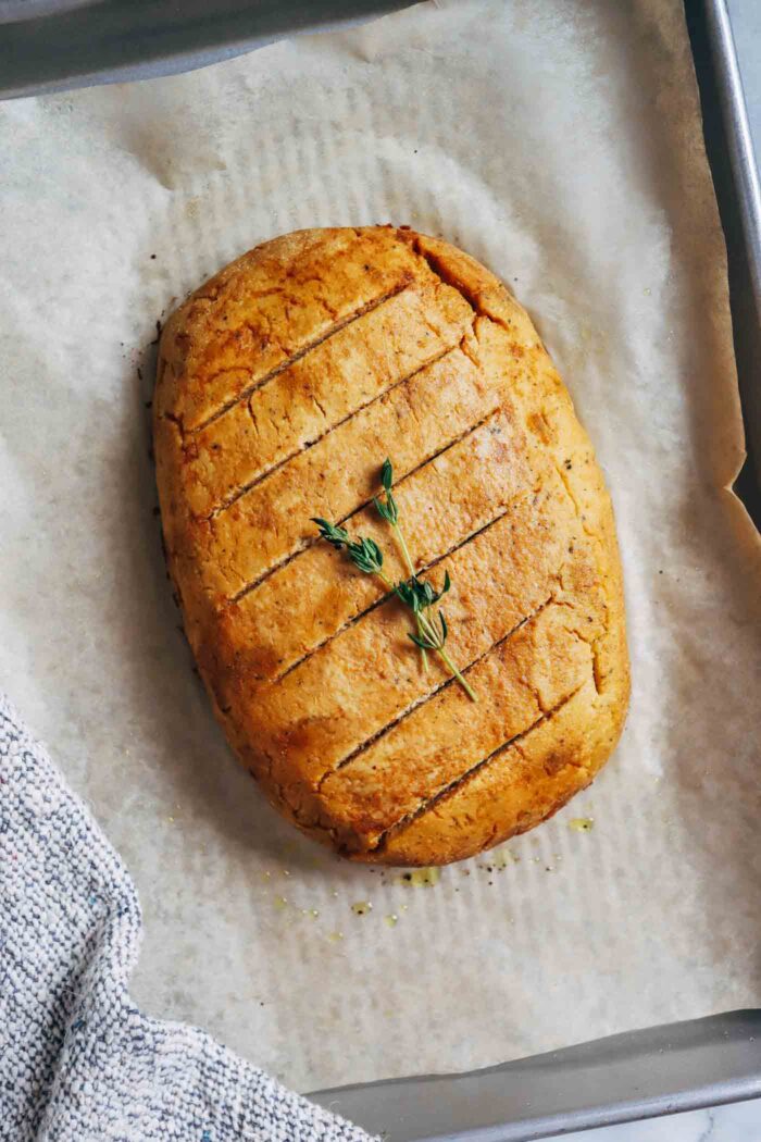 Easy Vegan 'Turkey' Roast- easy to make and perfect to prep in advance for the holidays, this vegan turkey roast packs 12 grams of protein per slice! (gluten-free + soy-free option)