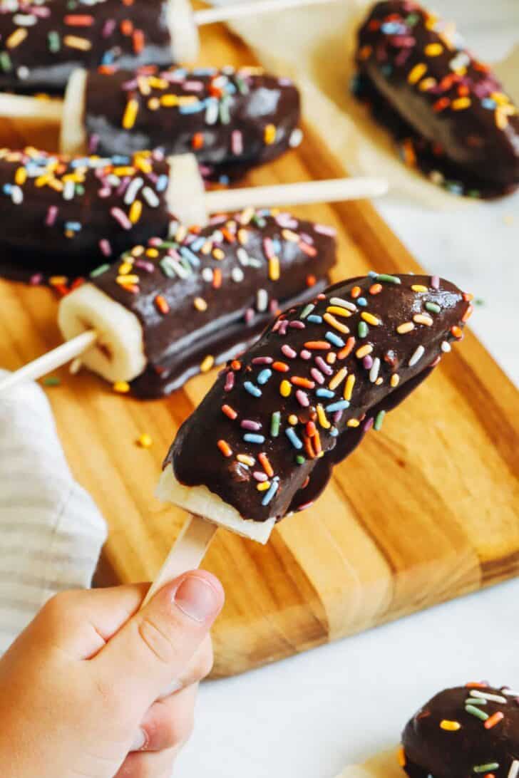 You only need 4 ingredients to make these refreshing banana popsicles! Perfect for a fun and refreshing dessert that's nutritious too. (vegan, gluten-free, and nut-free option)