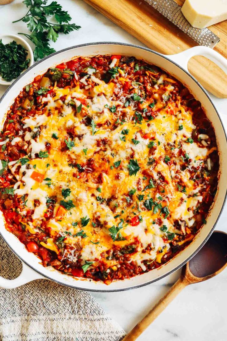 Lentil Stuffed Pepper Skillet- Made in one-pot, this vegan version of a stuffed pepper skillet is easy to prep and packs 23 grams of protein and 21 grams of fiber per serving!